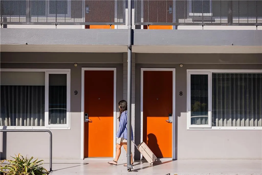 Hotelmotel Adelaide 4*,