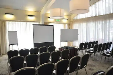 Hotelmotel Adelaide 4*,